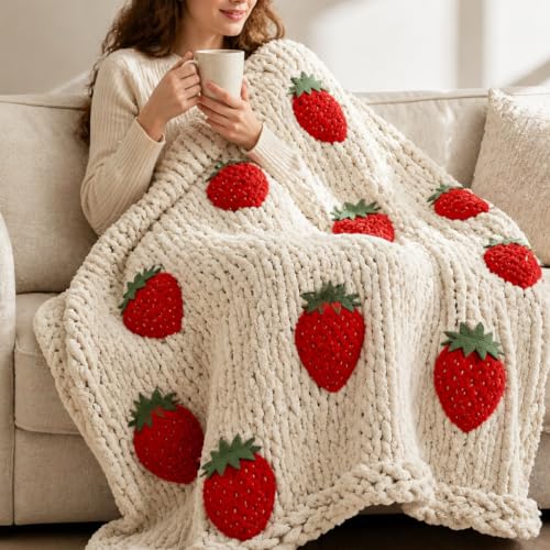 ELIRAR Chunky Knit Blanket with Strawberry Pattern, Cream White Throw