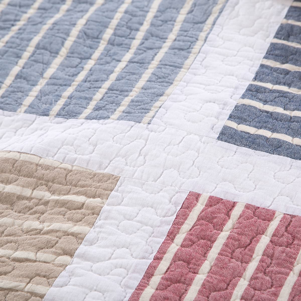 Patchwork Quilted Bedspread Reversible Cotton Coverlets Set 3 Pieces Lightweight Vintage Multicolor Stripe Stitching Pattern Double King Quilt with 2 Pillow Shams