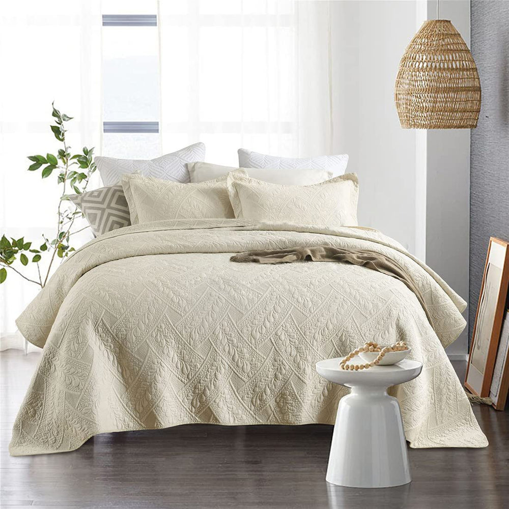 UOIO 3-Piece Floral Embroidered Cotton Quilt Set - Queen