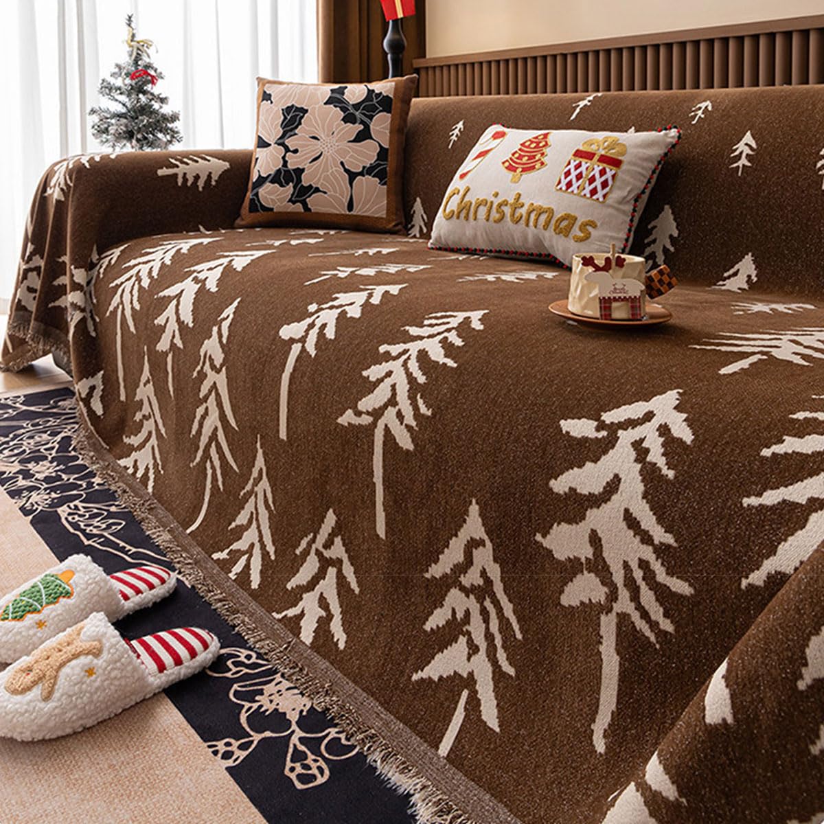 SYXJXEI Christmas Chenille Sofa Throw Cover for Couch, Soft Woven Couch Cover Blanket with Tassels, Washable Furniture Protector for Pets, Nordic Pine Tree Holiday Sofa Cover for Living Room