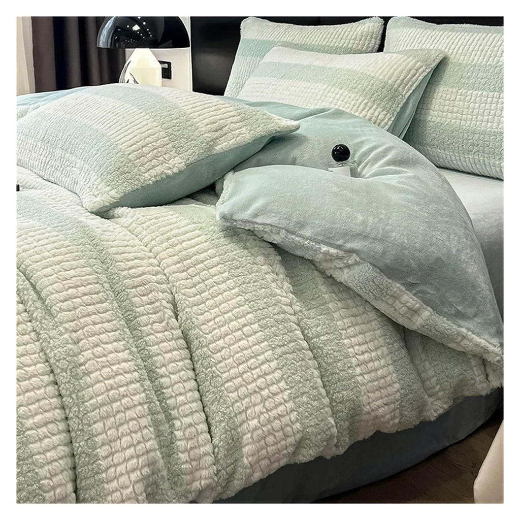 Winter Bedding Set Deluxe Milk Velvet Warm Comforter Set with Sheet Quilt Cover Pillowcase (A 220 * 240cm)