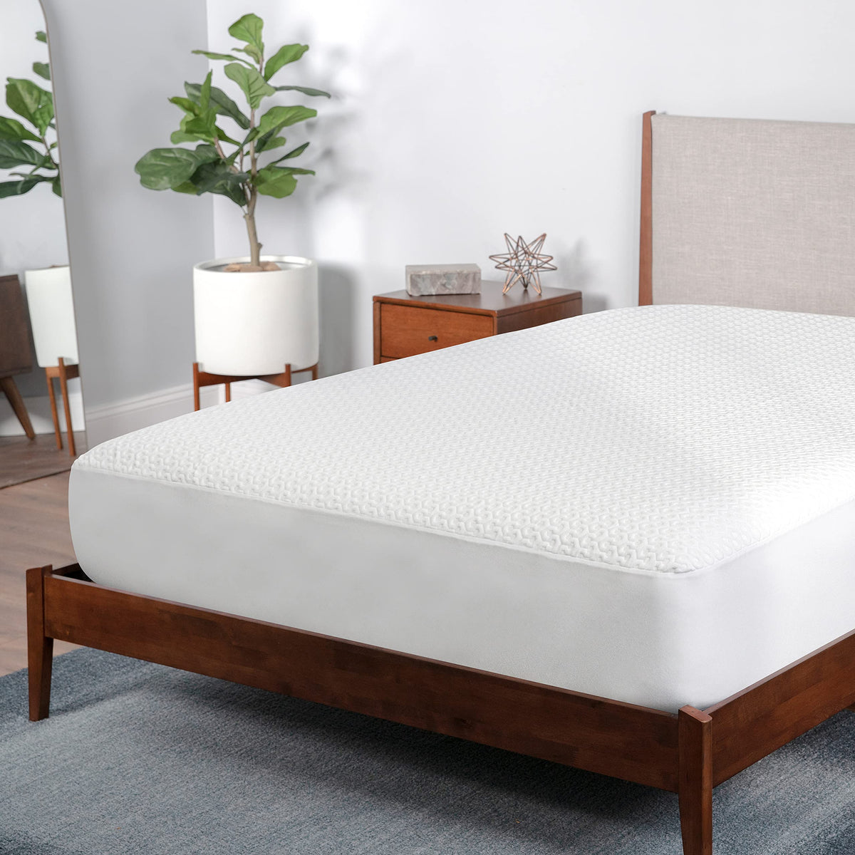 Bedgear Dri-Tec Waterproof Mattress Protector– Cooling Moisture-Wicking Mattress Cover | Breathable Noiseless Mattress Pad with Deep Pocket Fit up to 18", Adjustable Base & Machine Washable