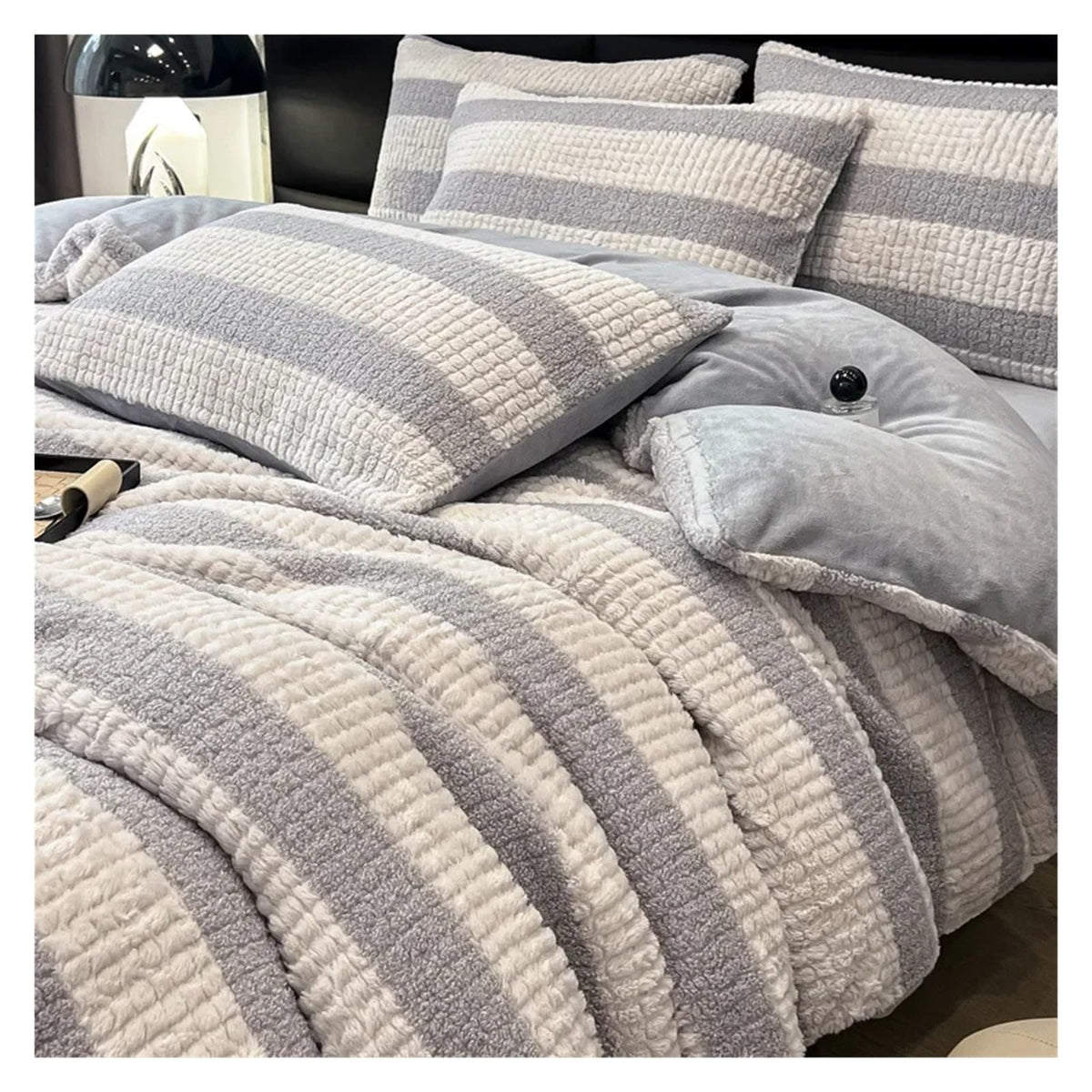 Winter Bedding Set Deluxe Milk Velvet Warm Comforter Set with Sheet Quilt Cover Pillowcase (B 220 * 240cm)