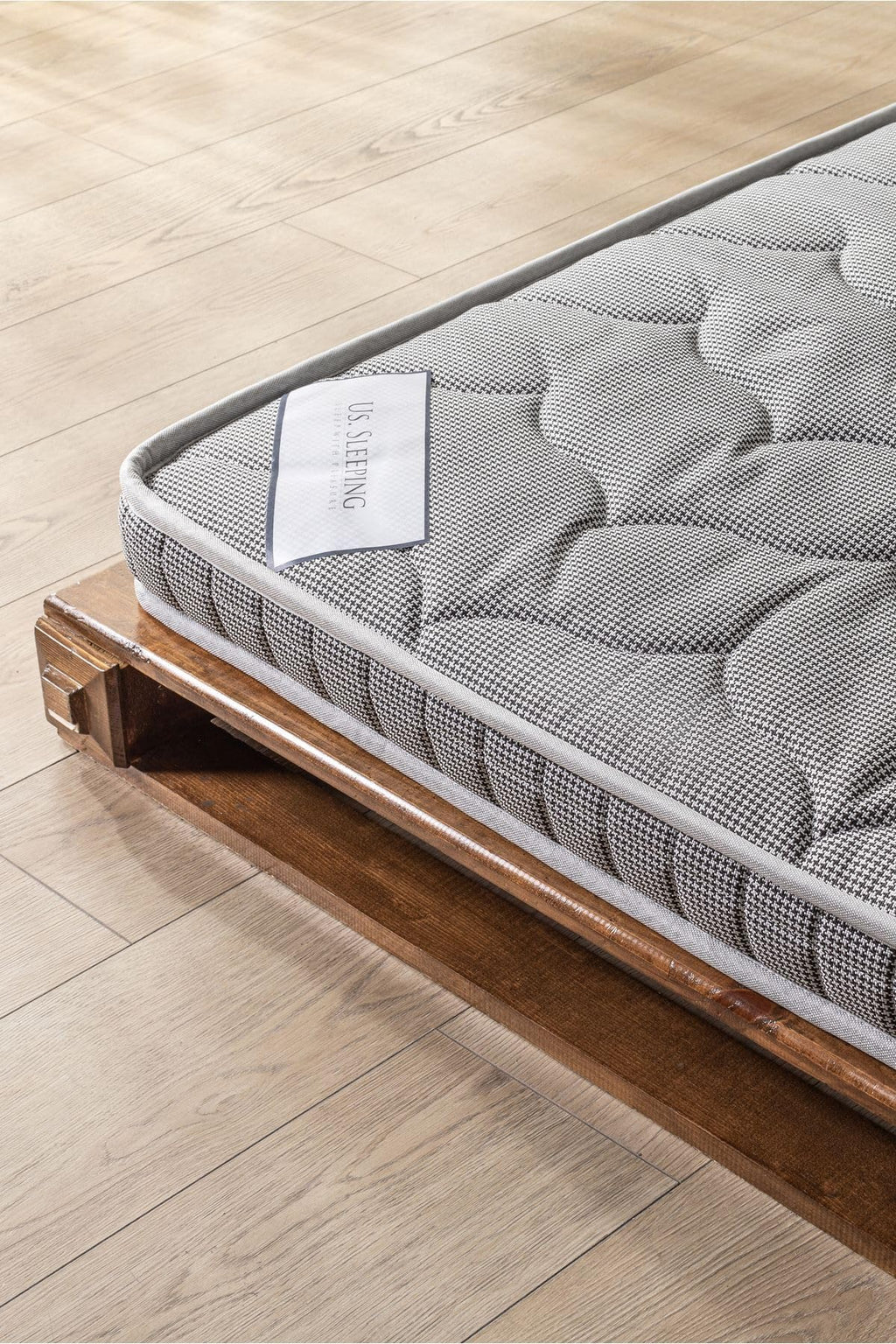 SODEF Ice Berg Series Mattress Topper - Cooling Orthopedic Pad for Queen and Full Size Beds - Enhanced Sleep Comfort, 47x79 inch -