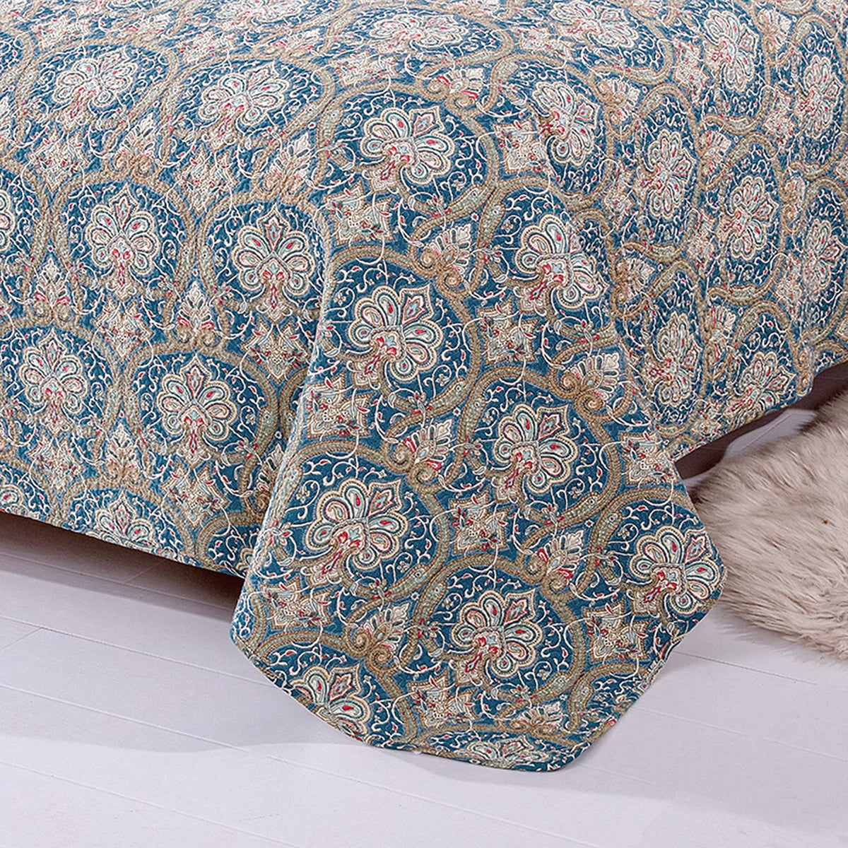 3 Piece Bedding Double Patchwork Quilted Bedspreads Ultrasonic Jacquard Quilt Coverlets with Pillowcases Single Bed Blanket Bohemian Throws All Season